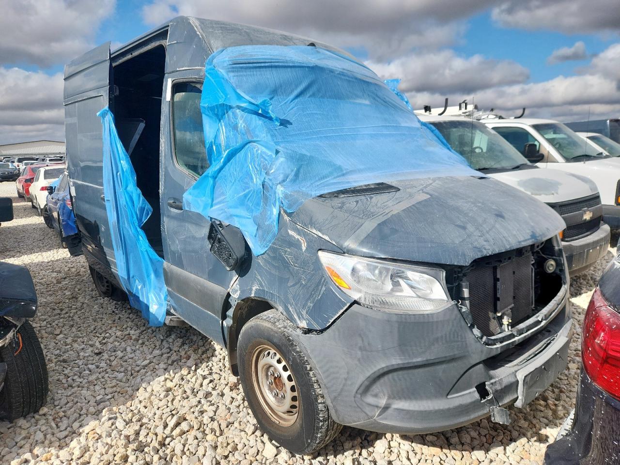 MERCEDES-BENZ SPRINTER 2500/3500