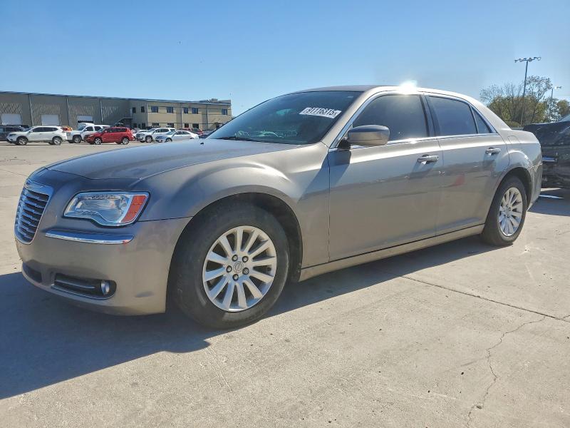 2014 CHRYSLER 300 #3304932565