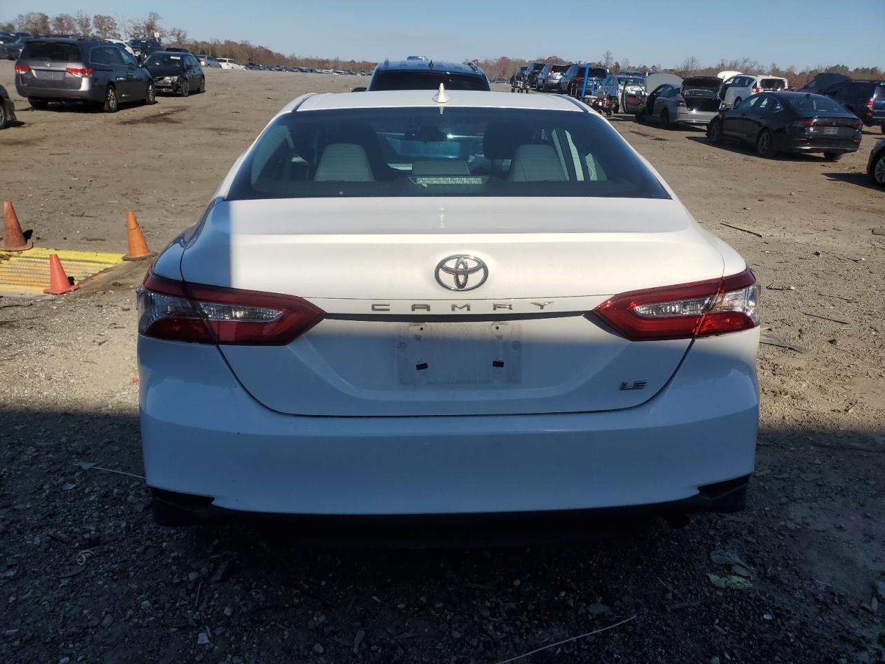 TOYOTA CAMRY LE