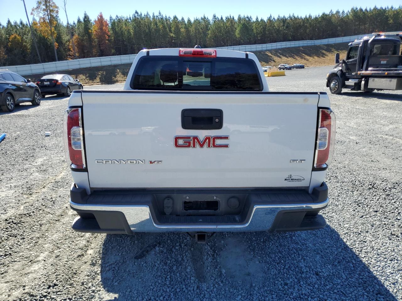 GMC CANYON SLT