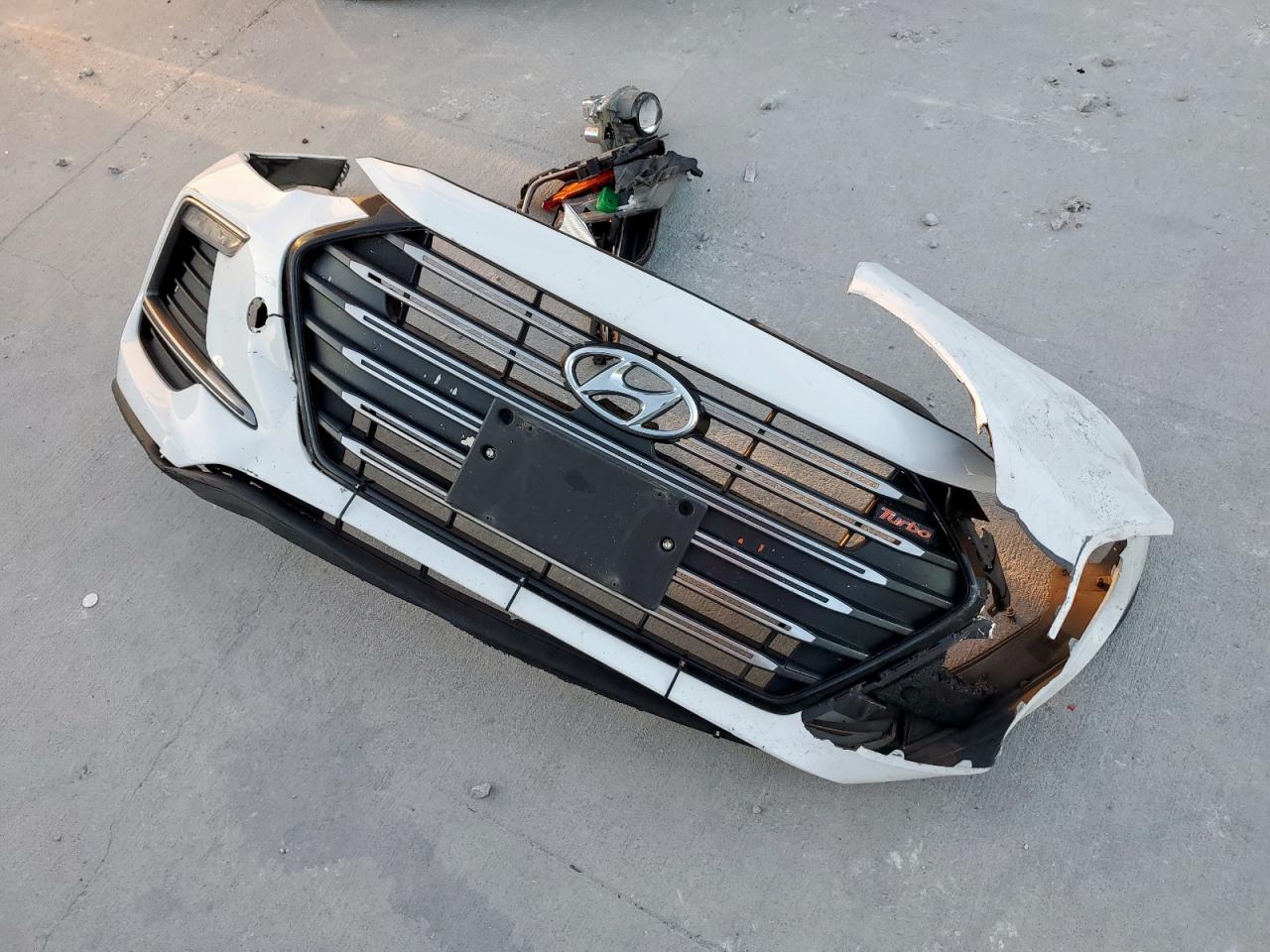 HYUNDAI ELANTRA SPORT