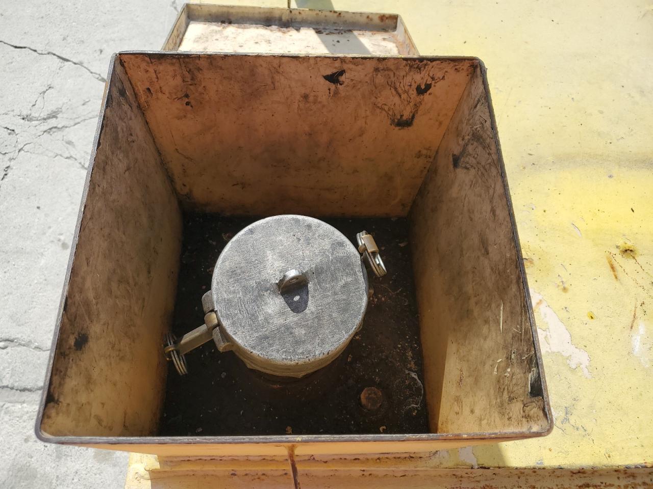 Lot #3293324473 2000 FUEL TANK