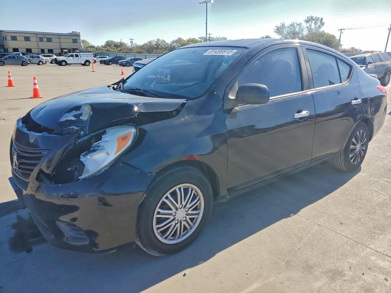 NISSAN VERSA S