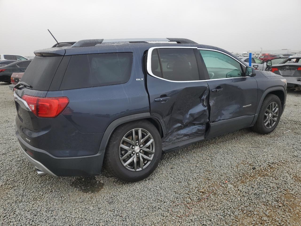 GMC ACADIA SLT-1