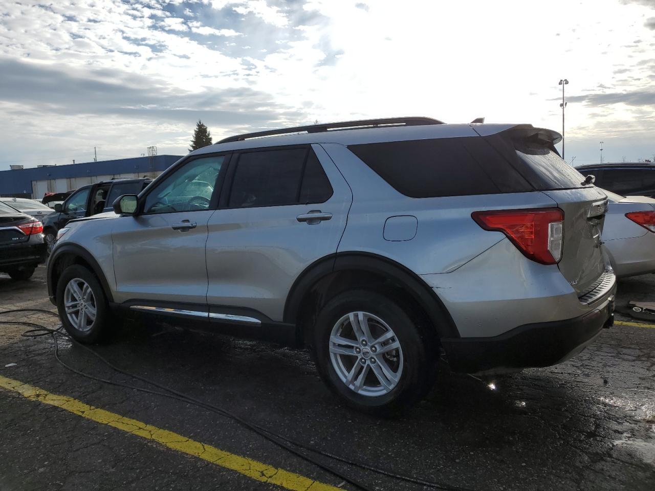 FORD EXPLORER XLT