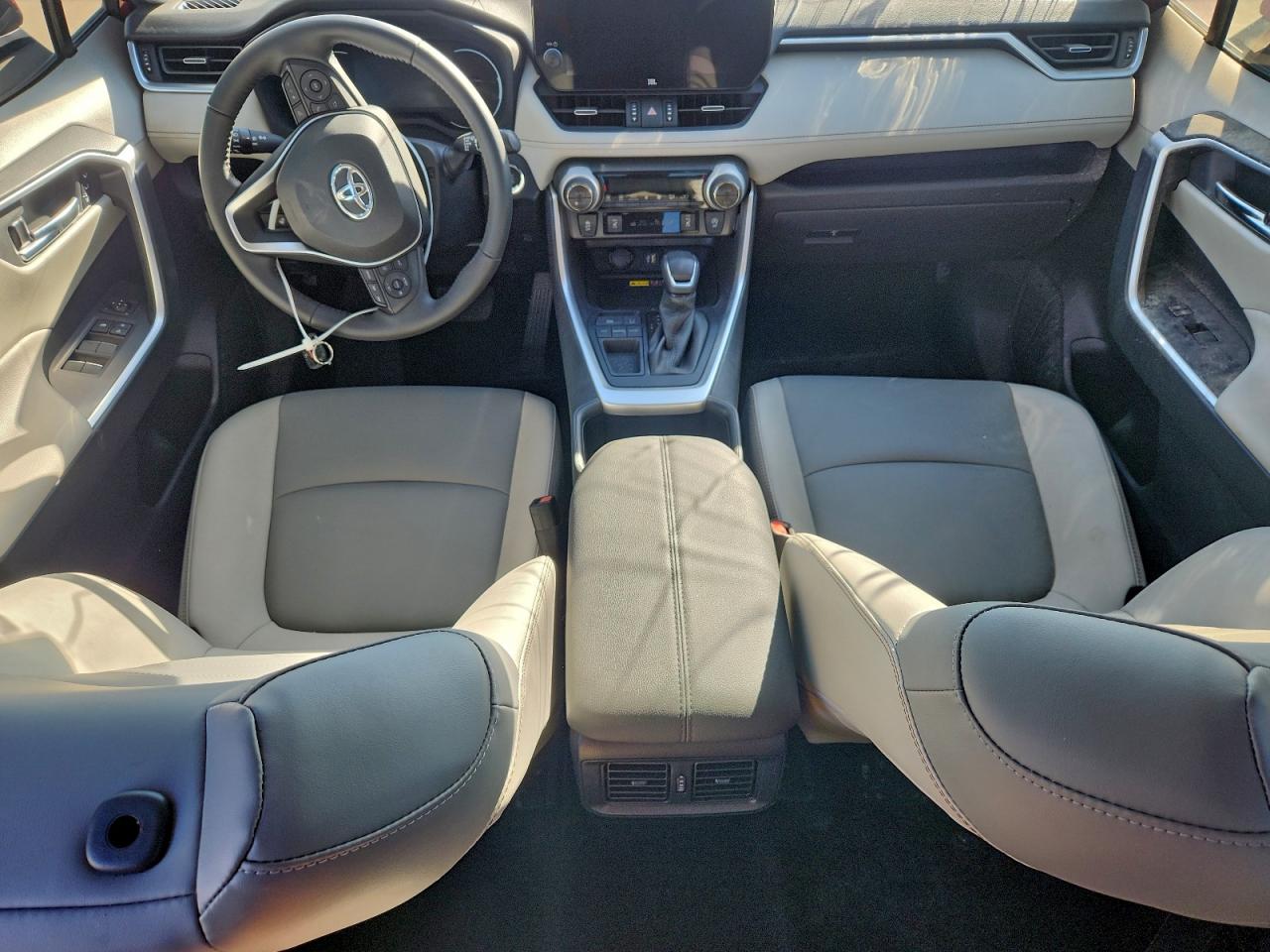 Lot #3303869705 2023 TOYOTA RAV4 XLE P