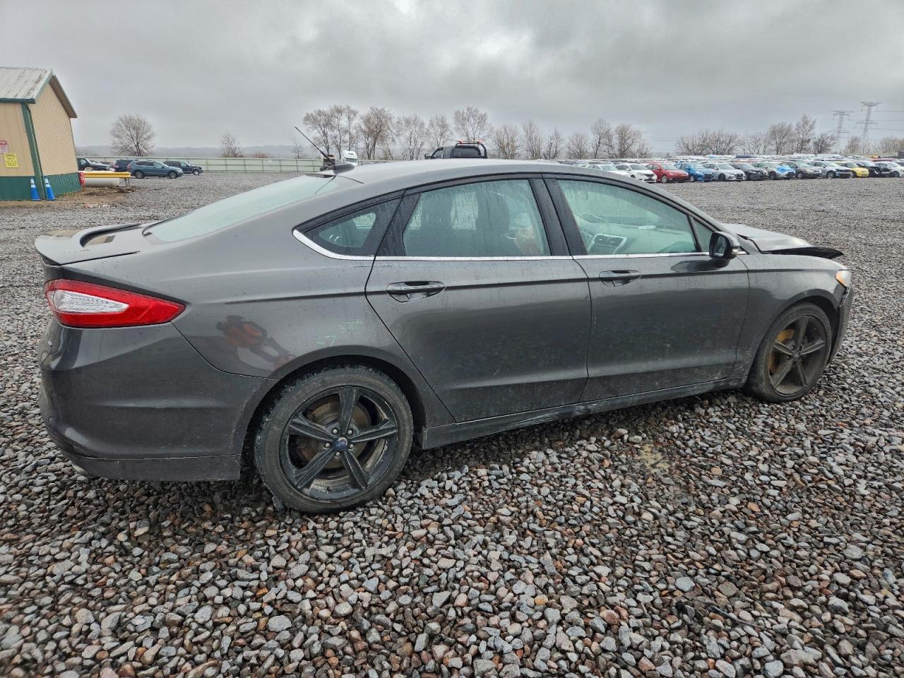 FORD FUSION SE