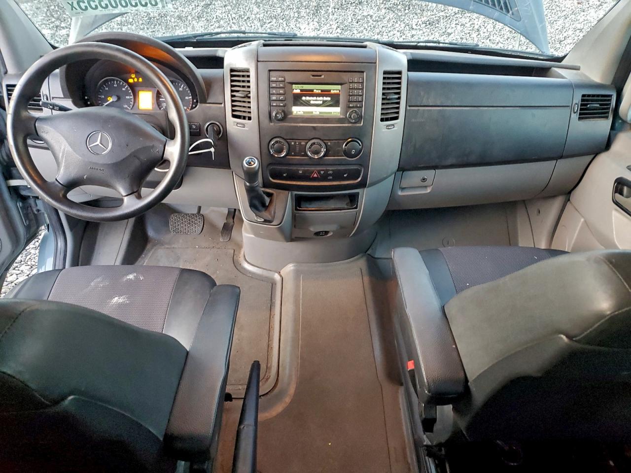 MERCEDES-BENZ SPRINTER 2500