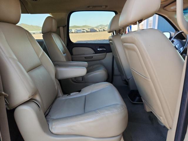 2011 GMC YUKON XL D #3297343768