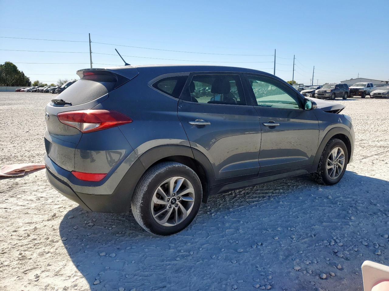 HYUNDAI TUCSON SE