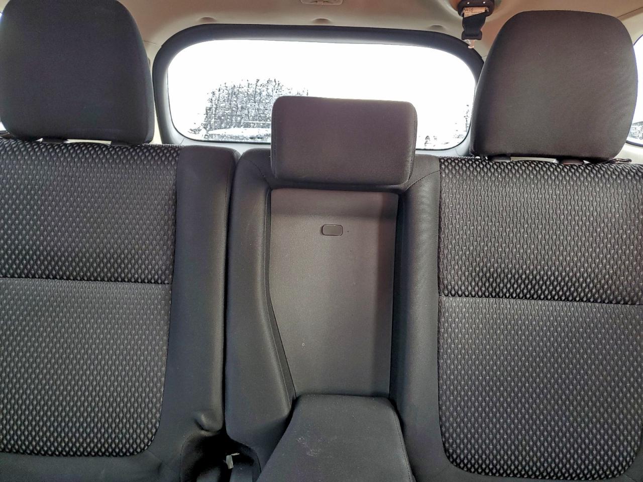 MITSUBISHI OUTLANDER ES