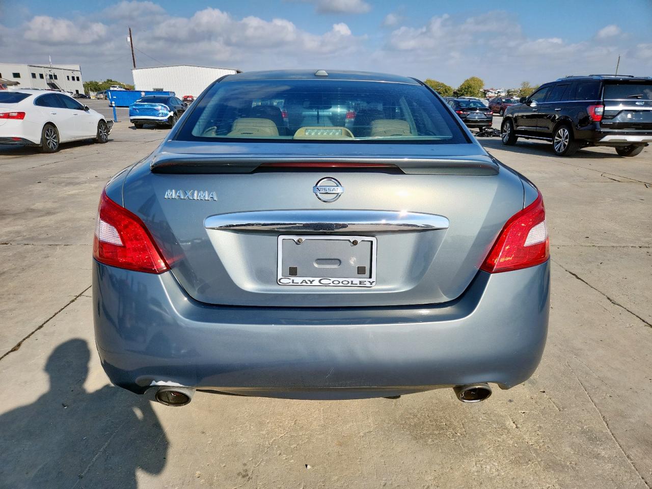 NISSAN MAXIMA S