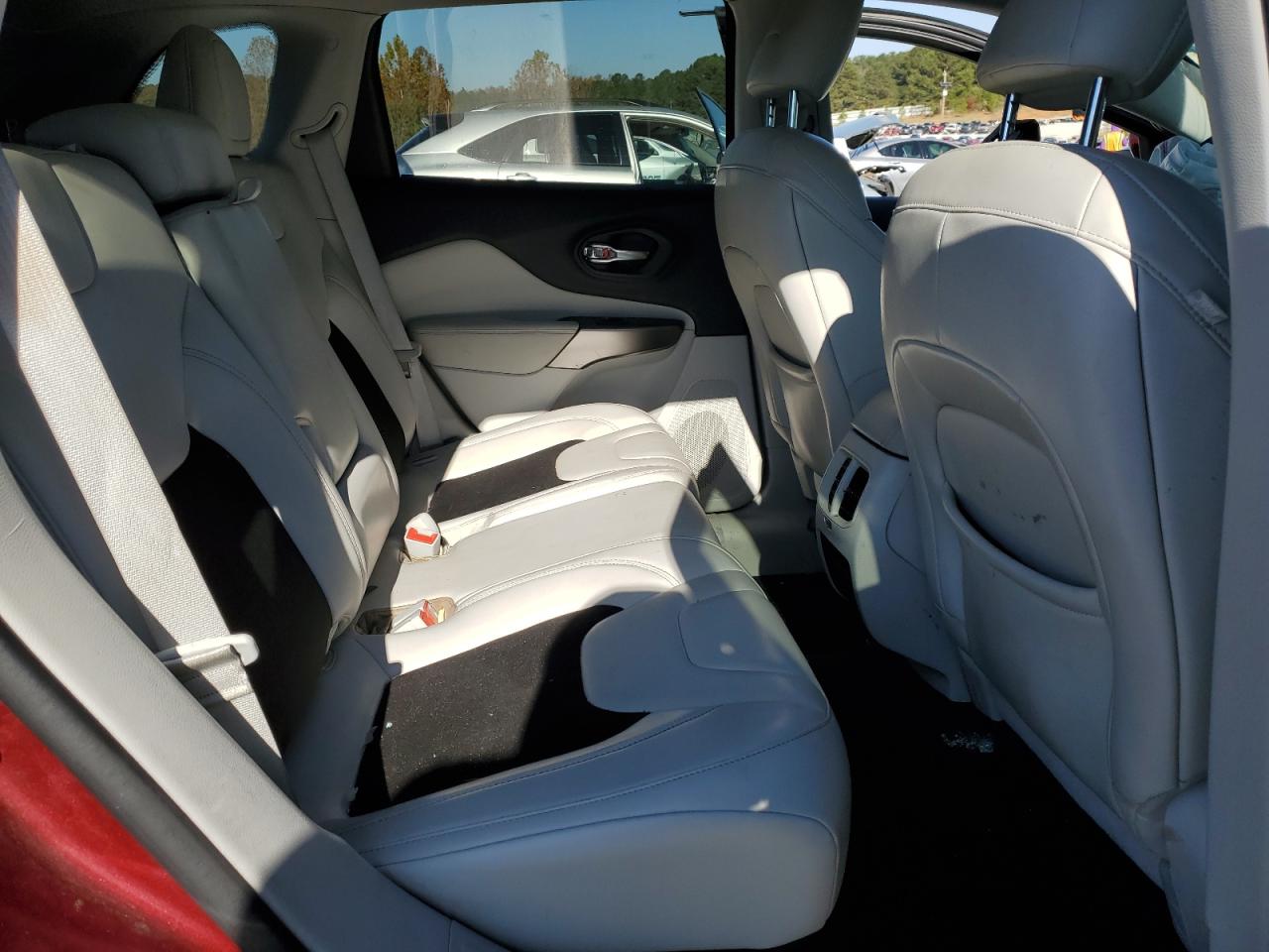 JEEP GRAND CHEROKEE LATITUDE PLUS