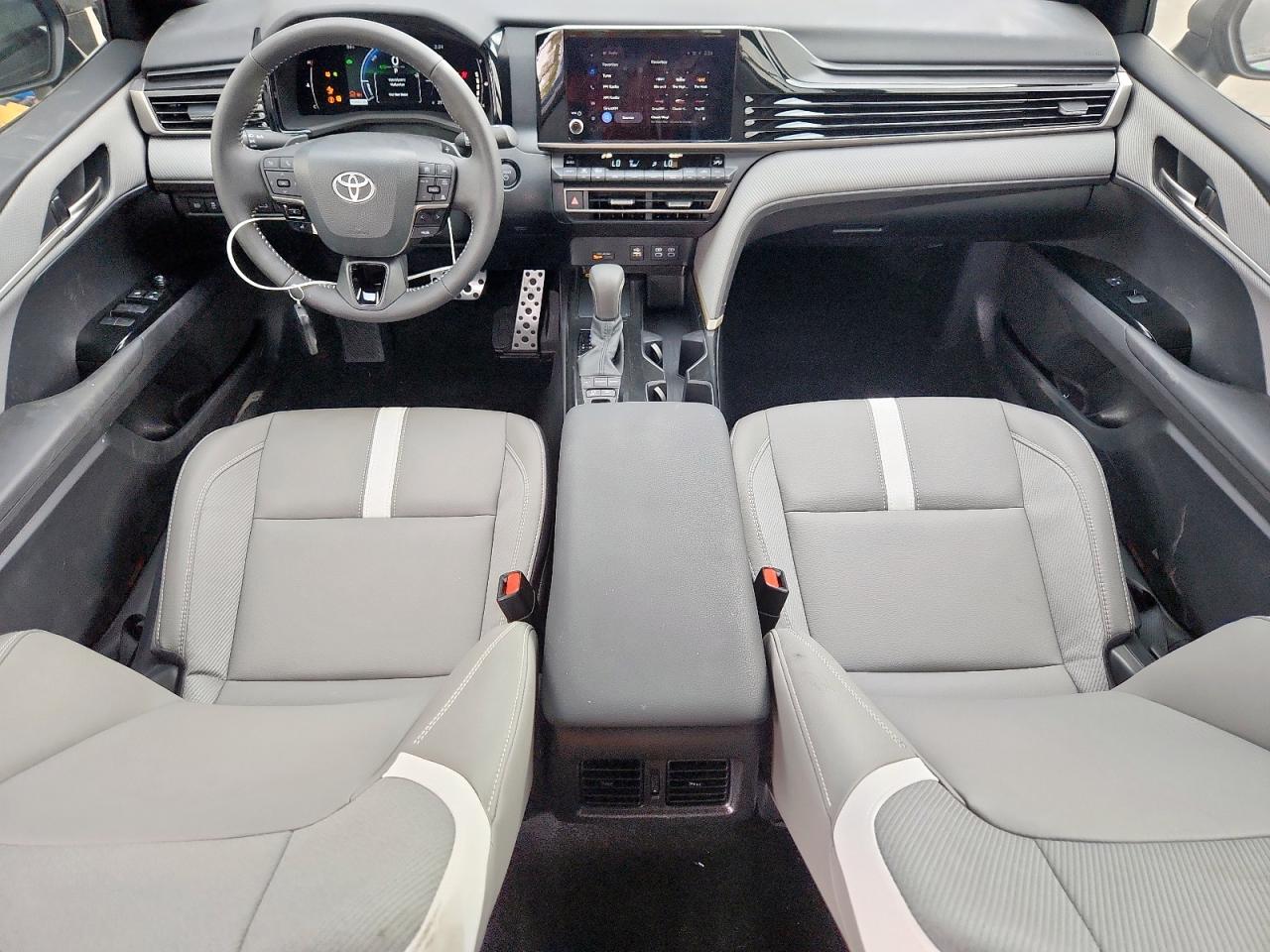 Lot #3305611721 2025 TOYOTA CAMARY SE