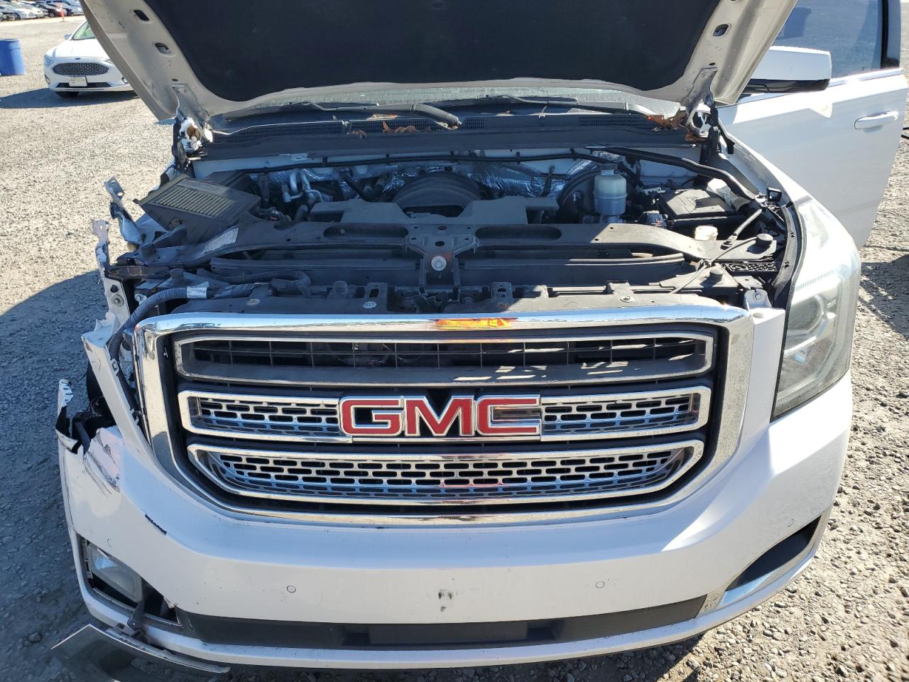 GMC YUKON SLT