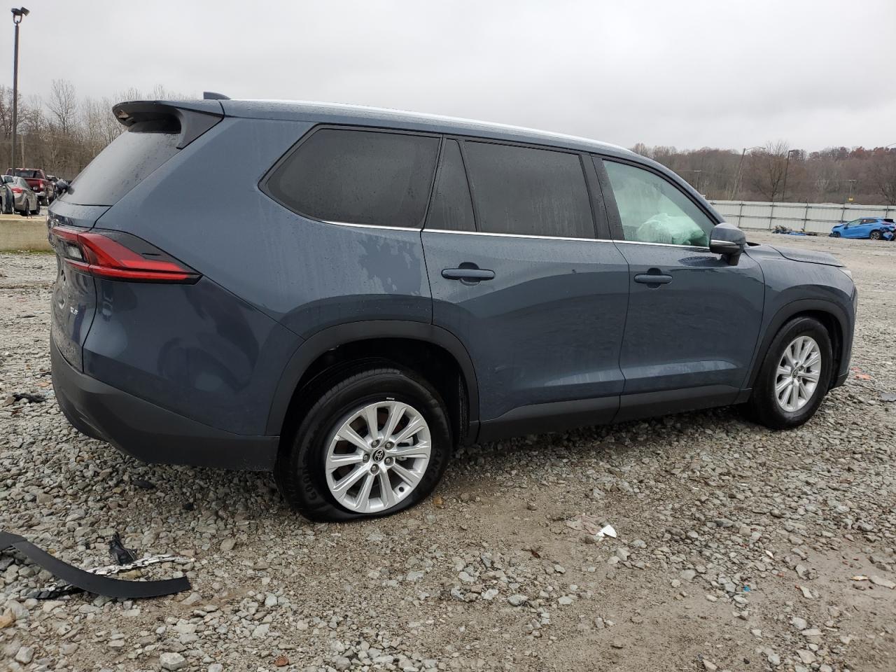 TOYOTA HIGHLANDER LE