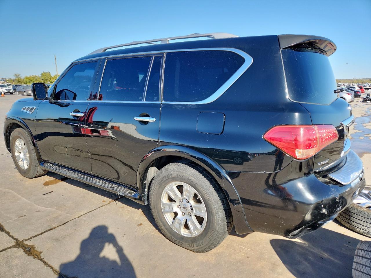 INFINITI QX56