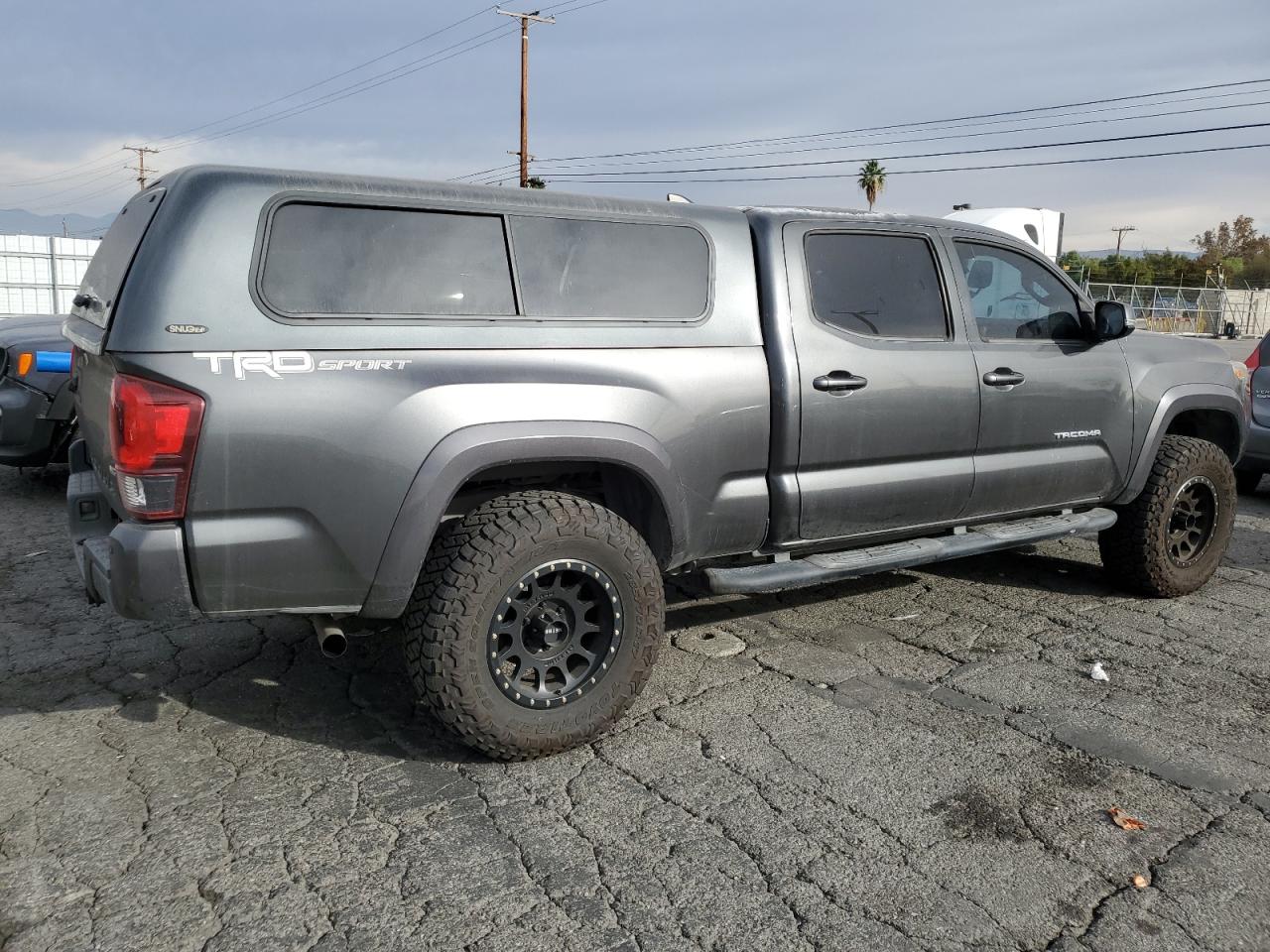 TOYOTA TACOMA DOUBLE CAB