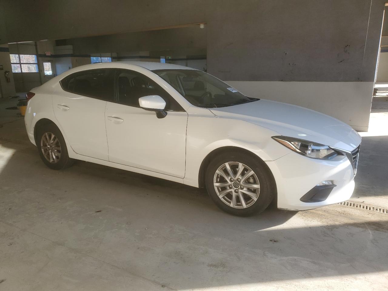 Lot #3302870941 2016 MAZDA 3 SPORT