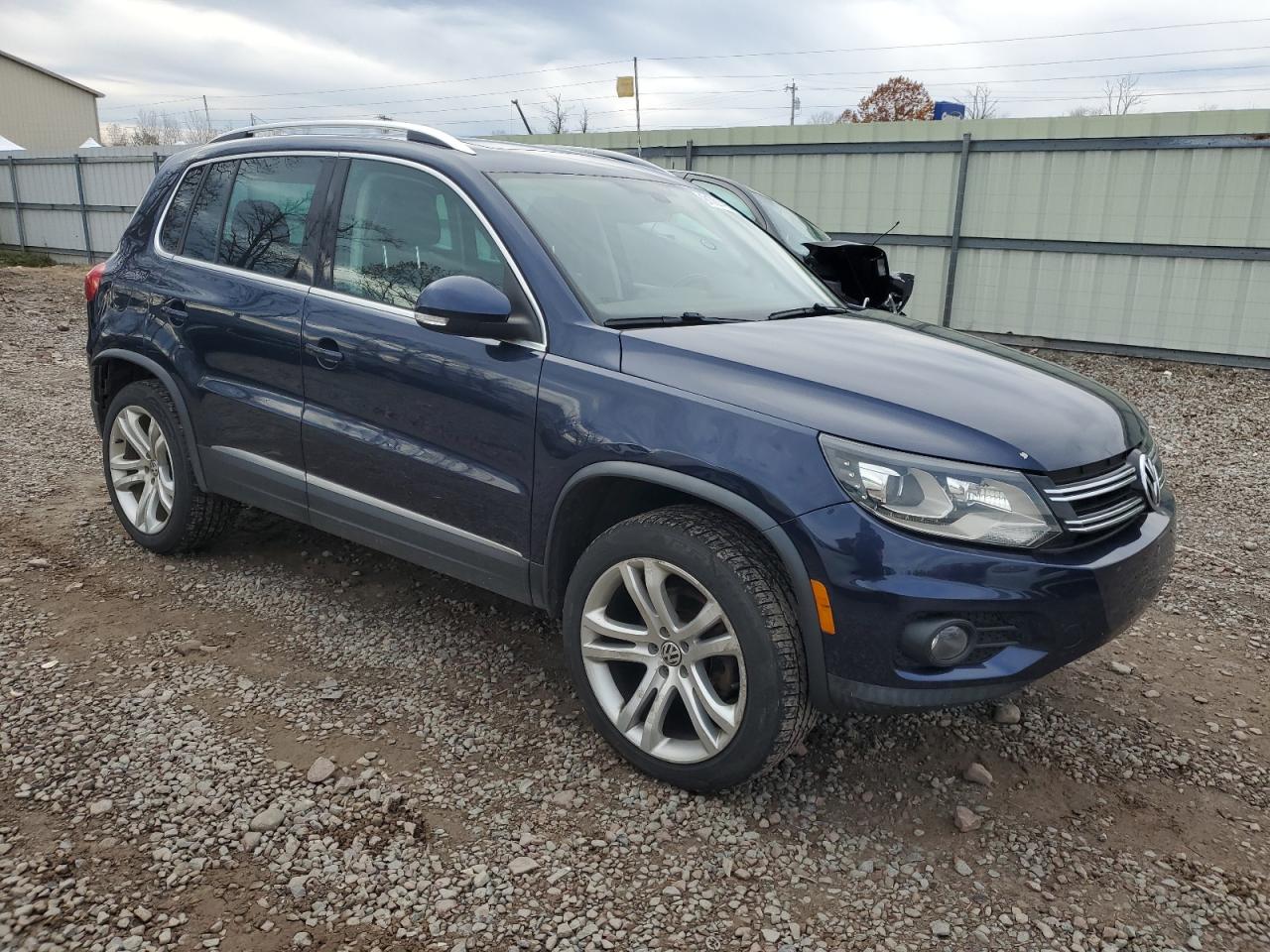 VOLKSWAGEN TIGUAN S