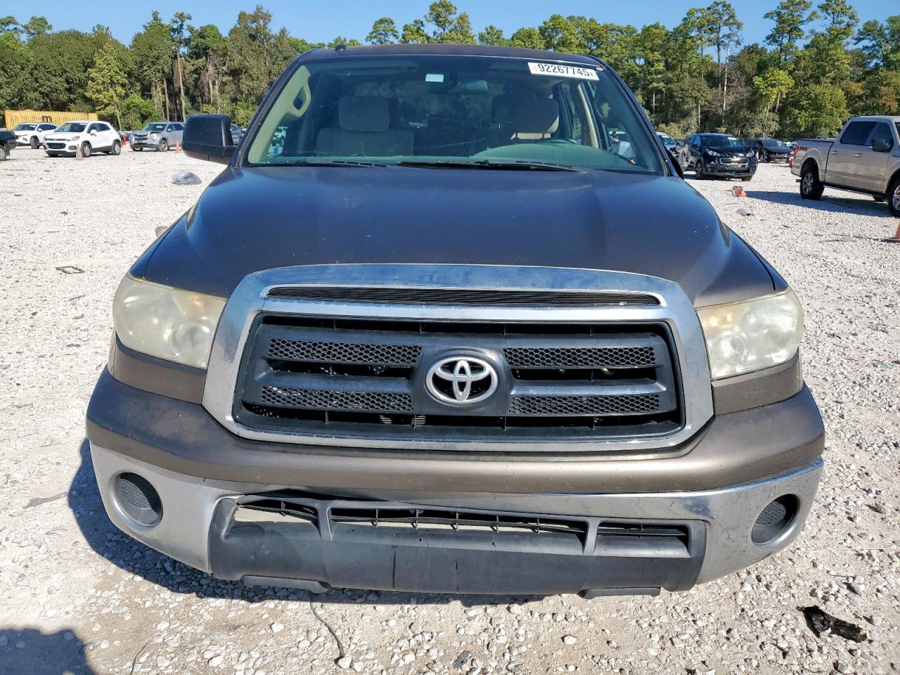TOYOTA TUNDRA CREWMAX SR5