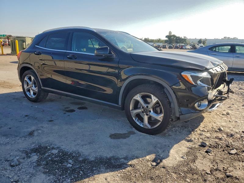 2019 MERCEDES-BENZ GLA 250 #3301829360