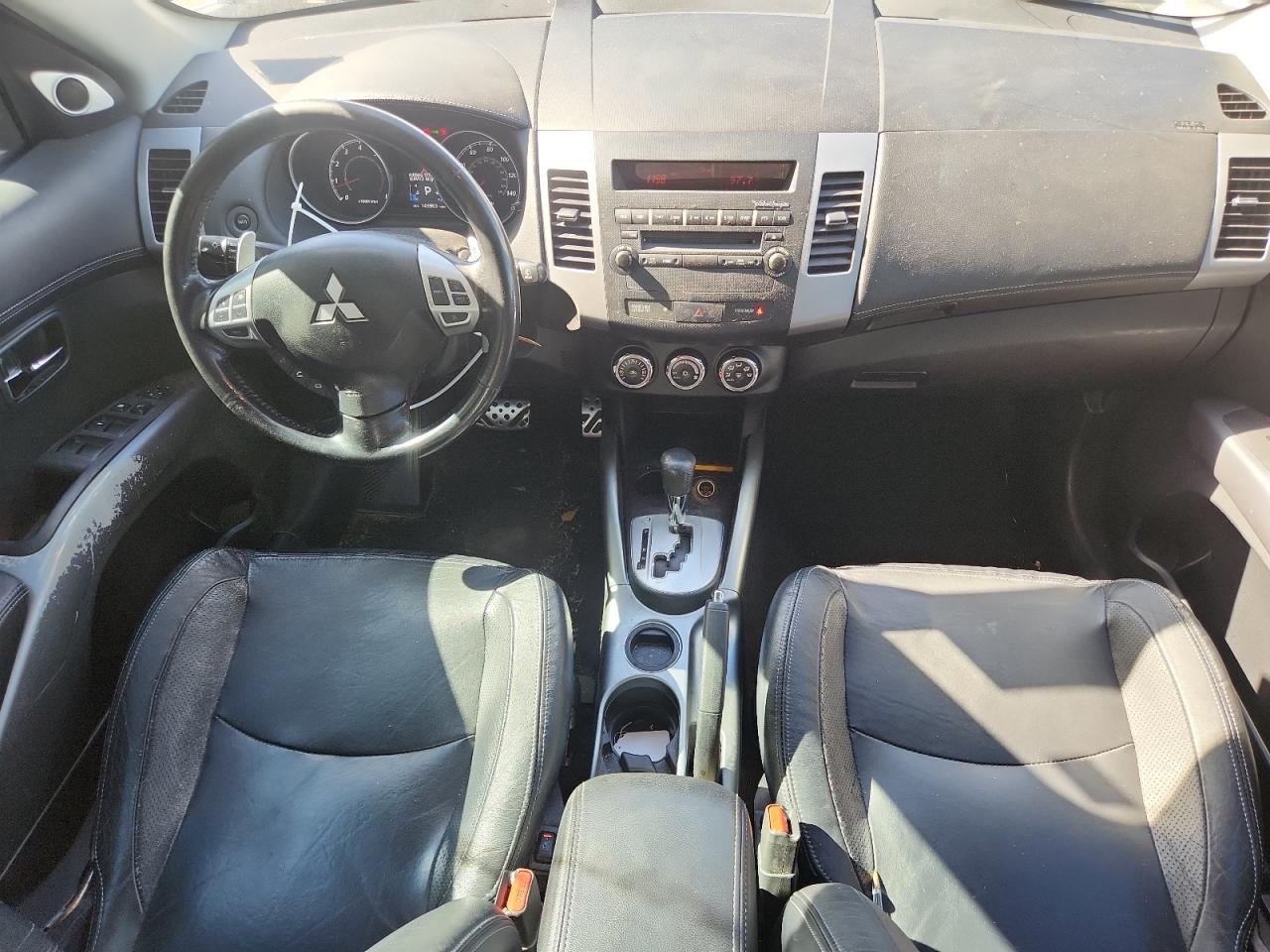 MITSUBISHI OUTLANDER XLS