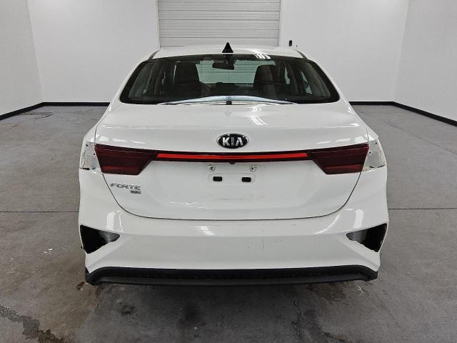 2021 KIA FORTE FE 3KPF24ADXME311395