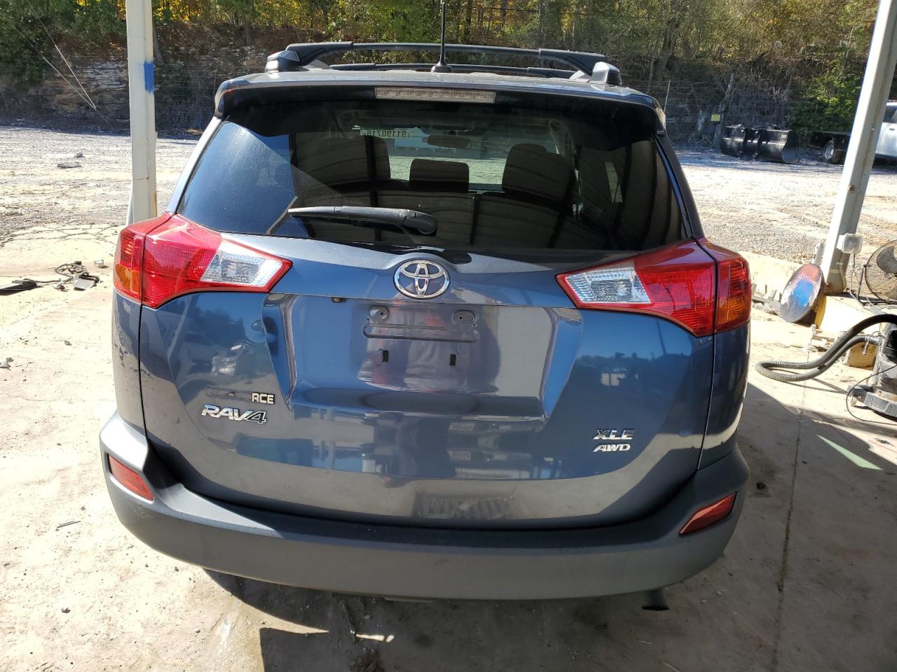 TOYOTA RAV4 XLE