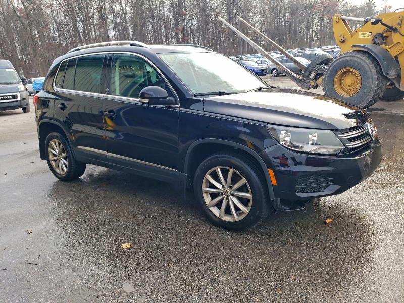 2017 VOLKSWAGEN TIGUAN WOL #3303644930