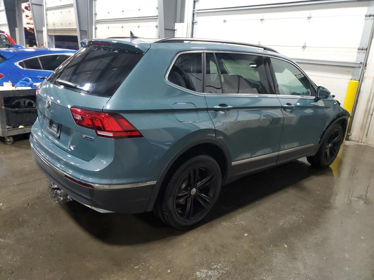 VOLKSWAGEN TIGUAN SE