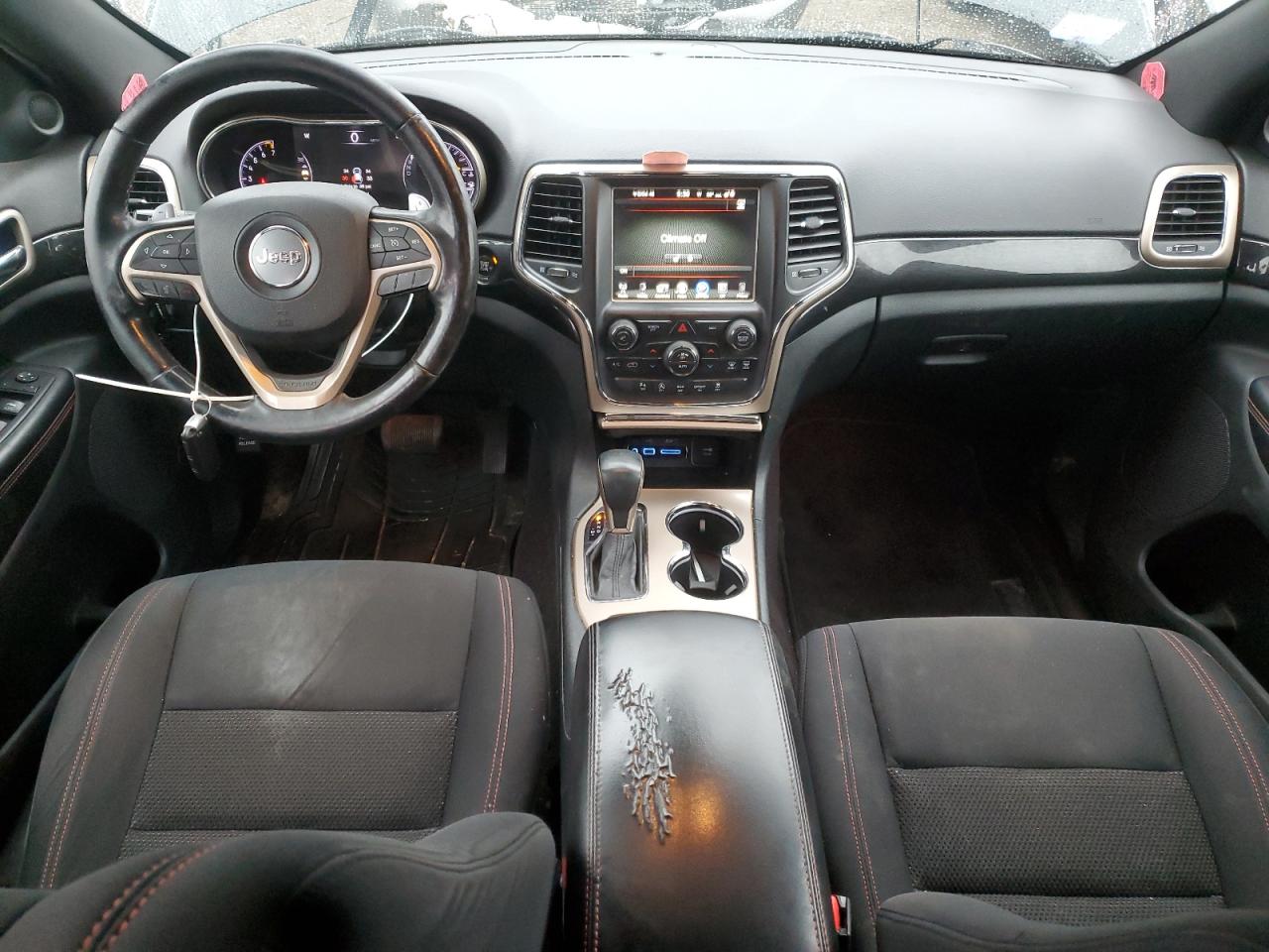 JEEP GRAND CHEROKEE LAREDO