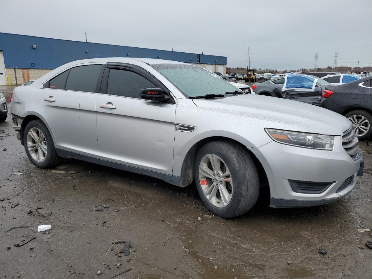 Lot #3311493249 2018 FORD TAURUS SE