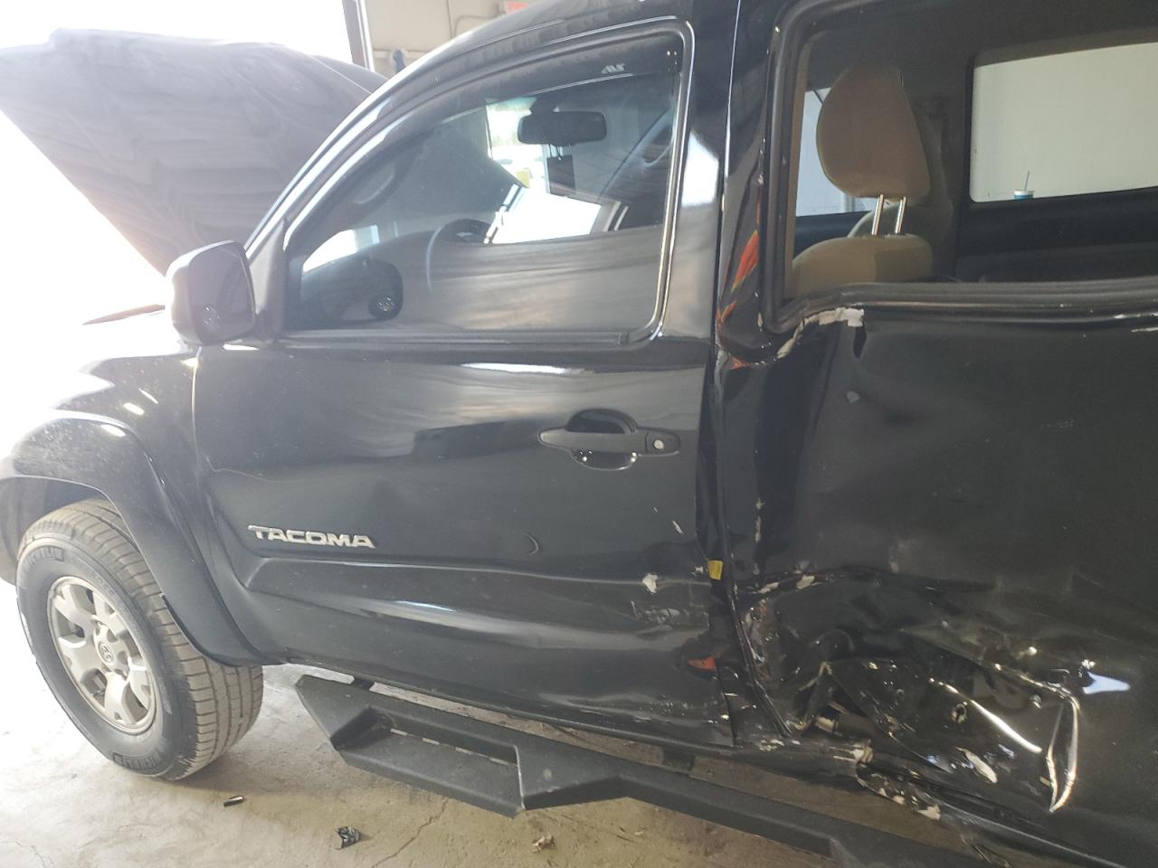 TOYOTA TACOMA DOUBLE CAB