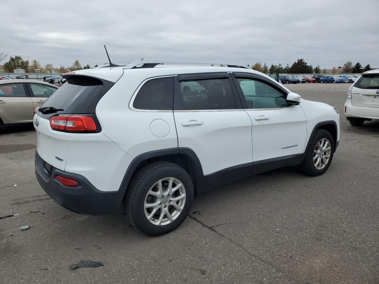 JEEP GRAND CHEROKEE LATITUDE