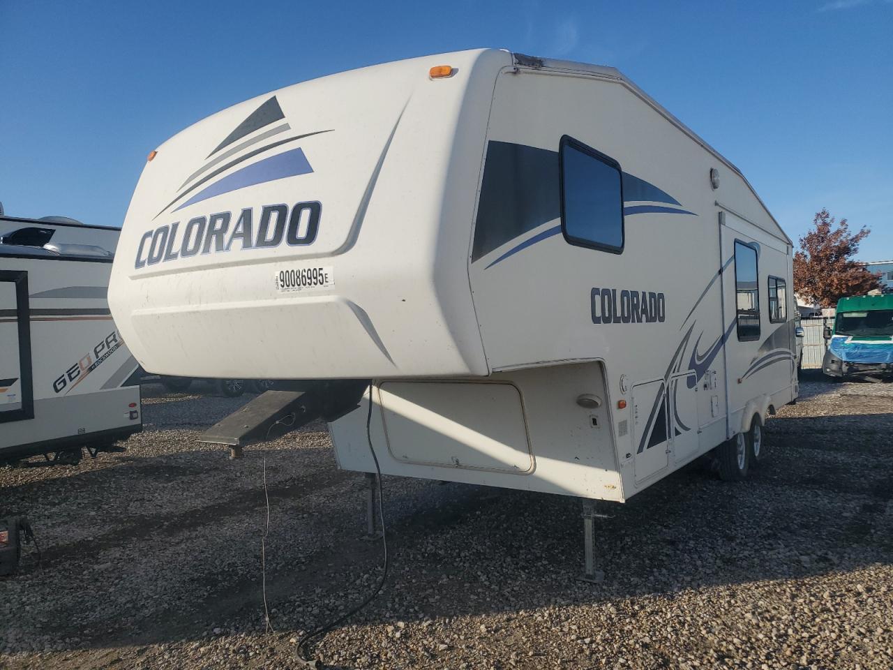 Lot #3287629061 2005 COLO TRAVEL TRA
