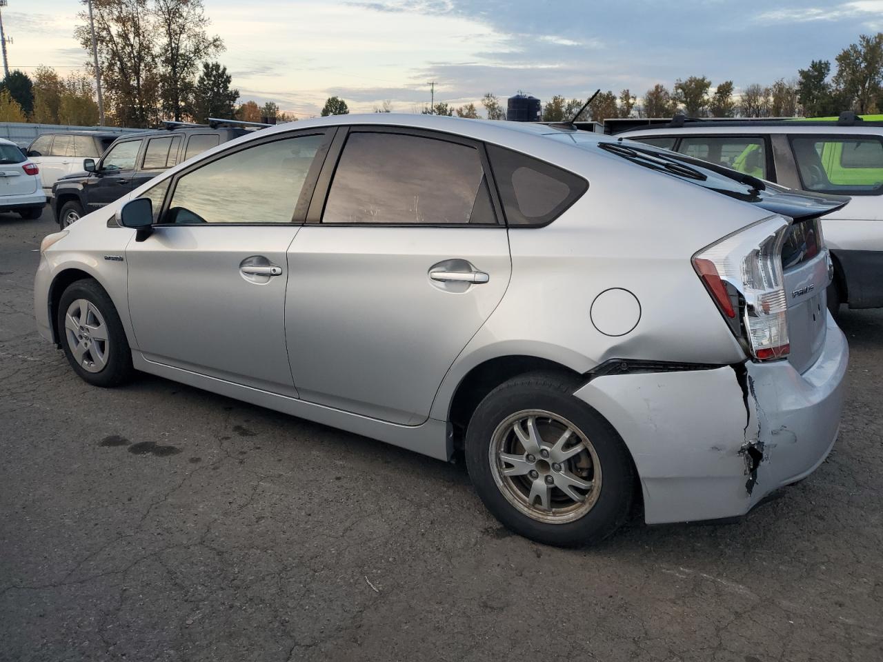 TOYOTA PRIUS