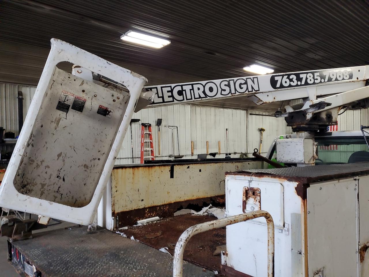 Lot #3284608346 1999 FORD F350 SUPER