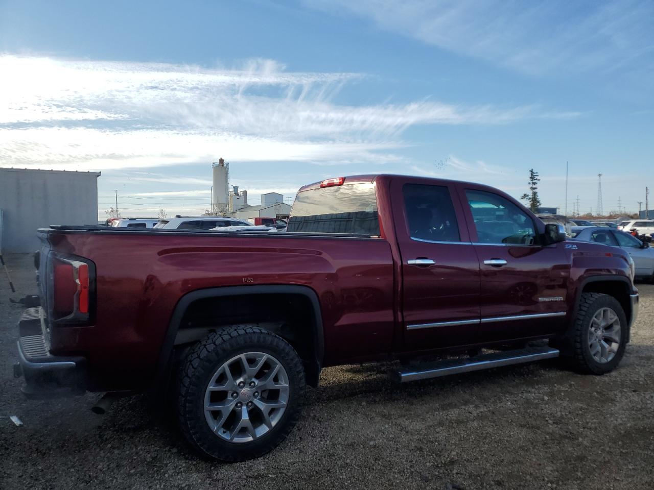 GMC SIERRA K1500 SLT