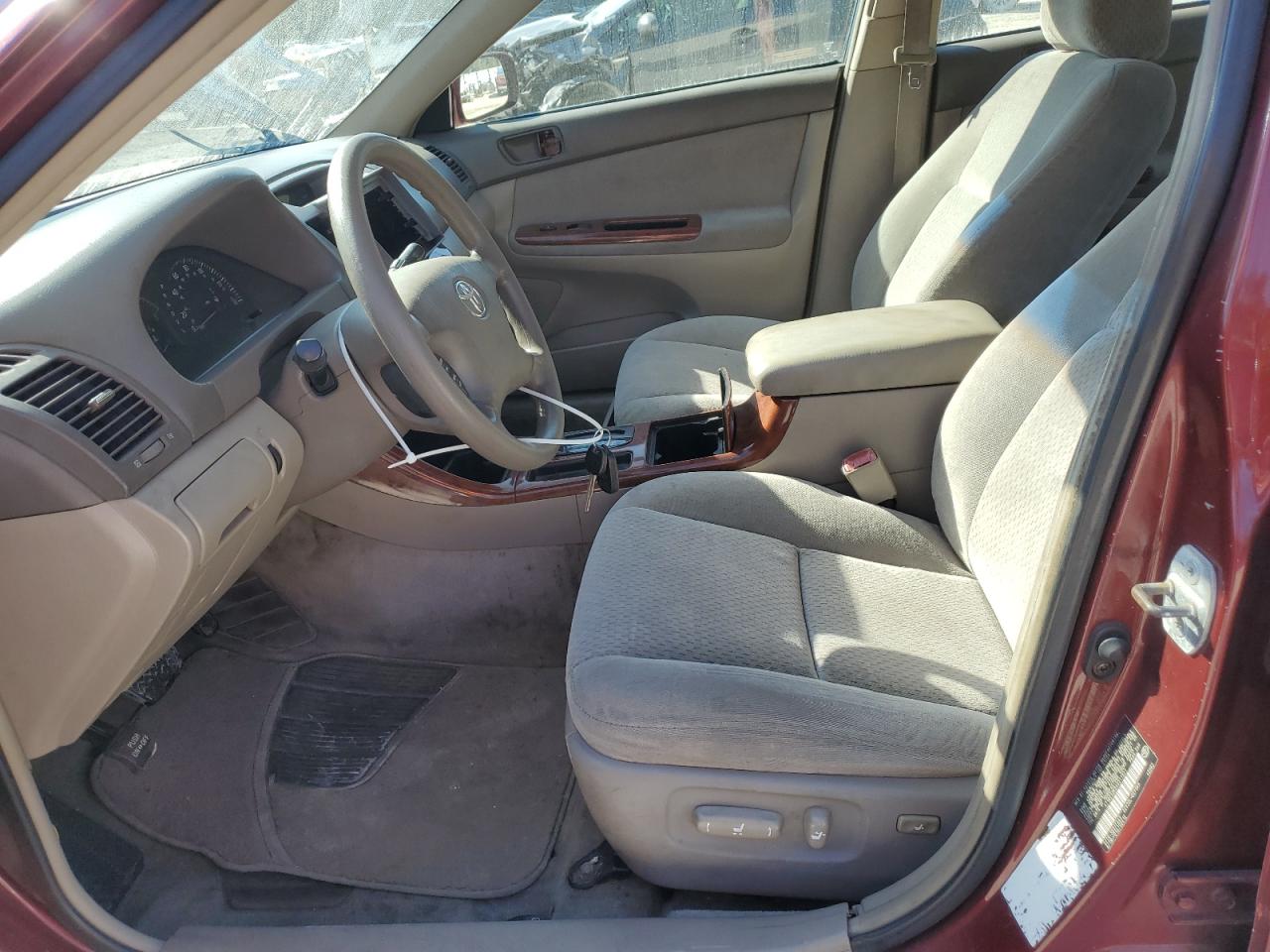 Lot #3294157953 2004 TOYOTA CAMRY LE