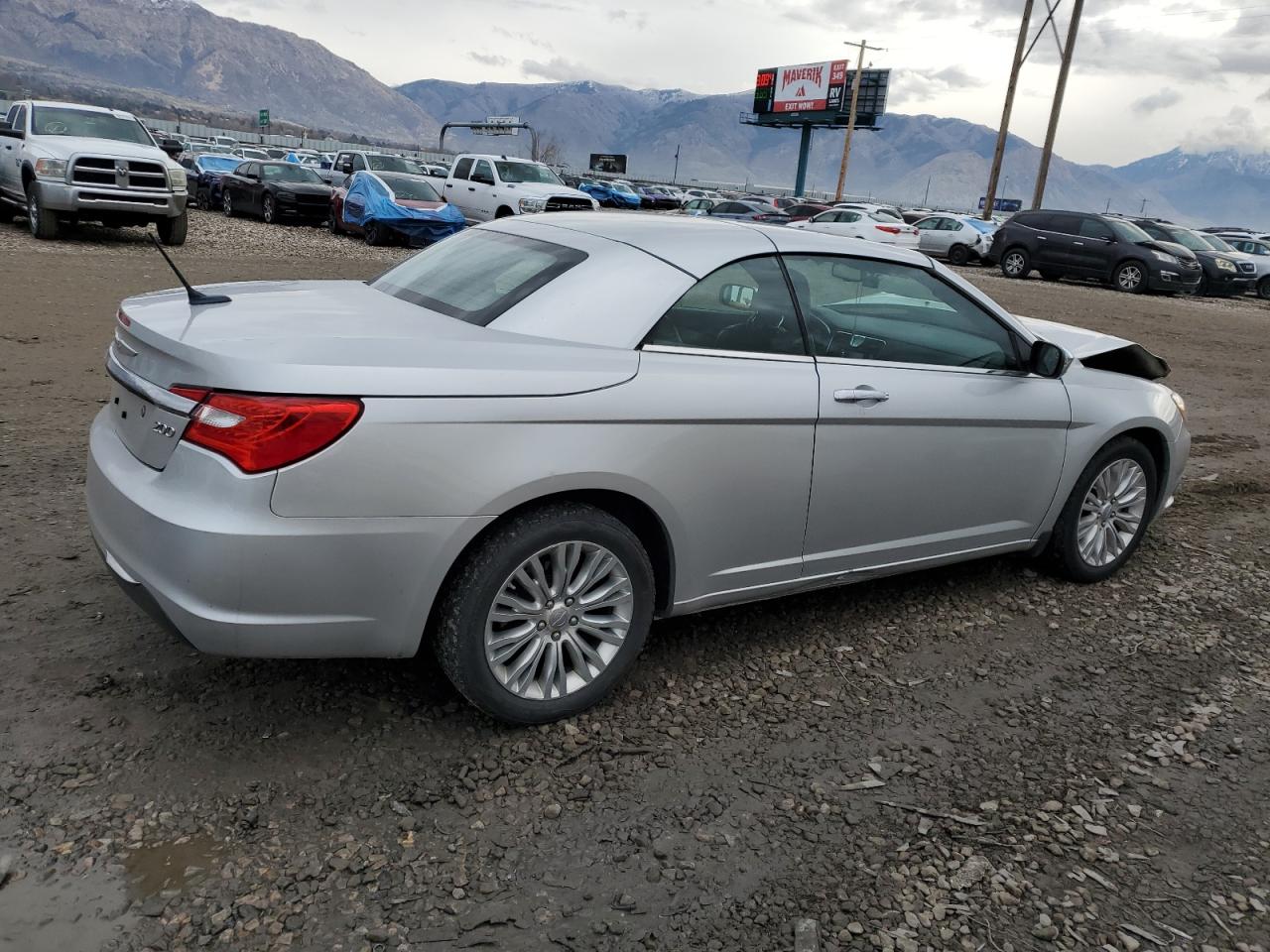 CHRYSLER 200 LIMITED
