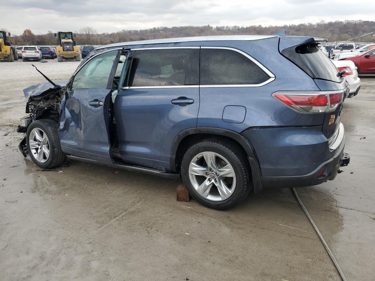 TOYOTA HIGHLANDER LIMITED