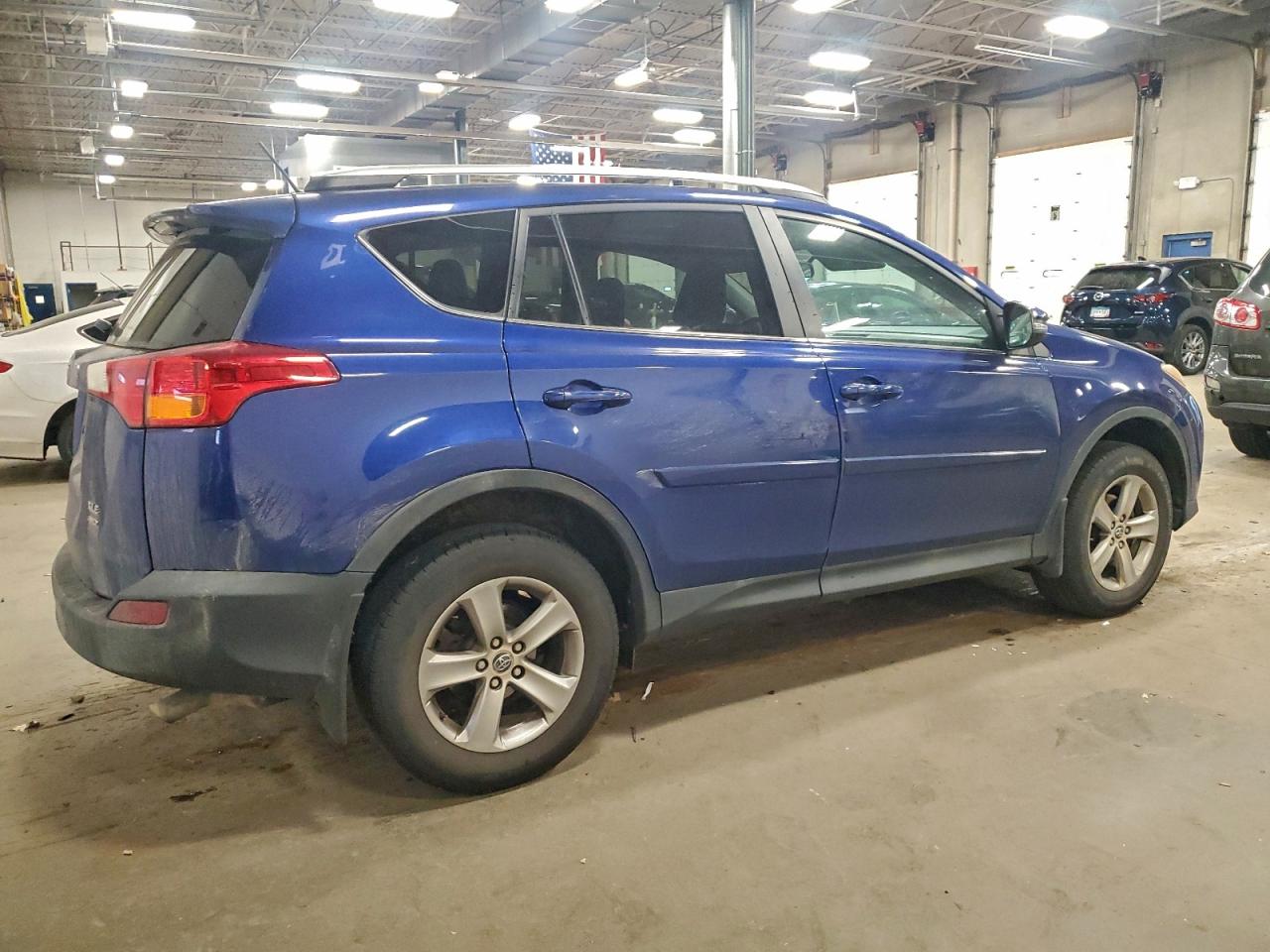 TOYOTA RAV4 XLE