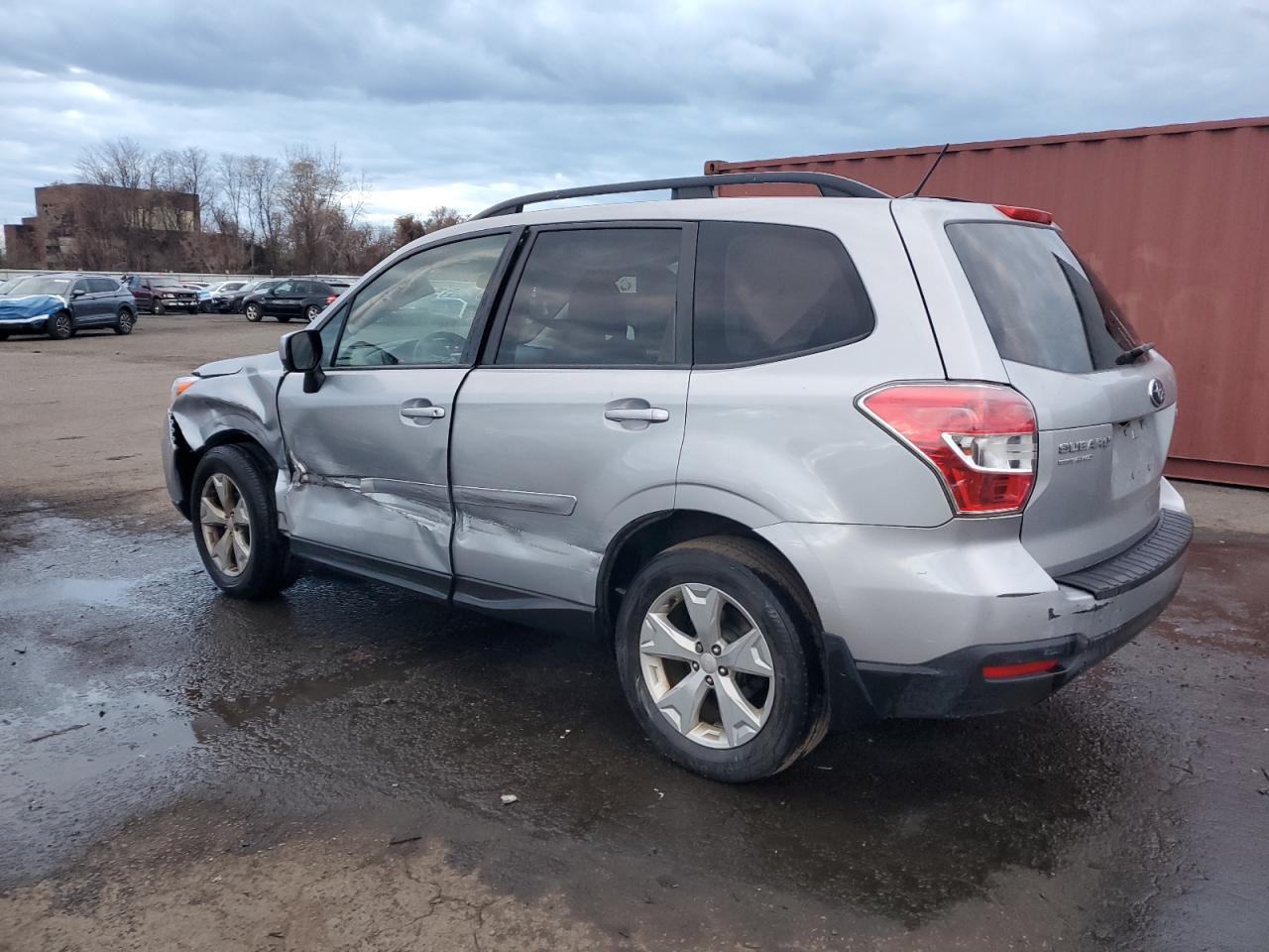 Lot #3306751976 2015 SUBARU FORESTER 2