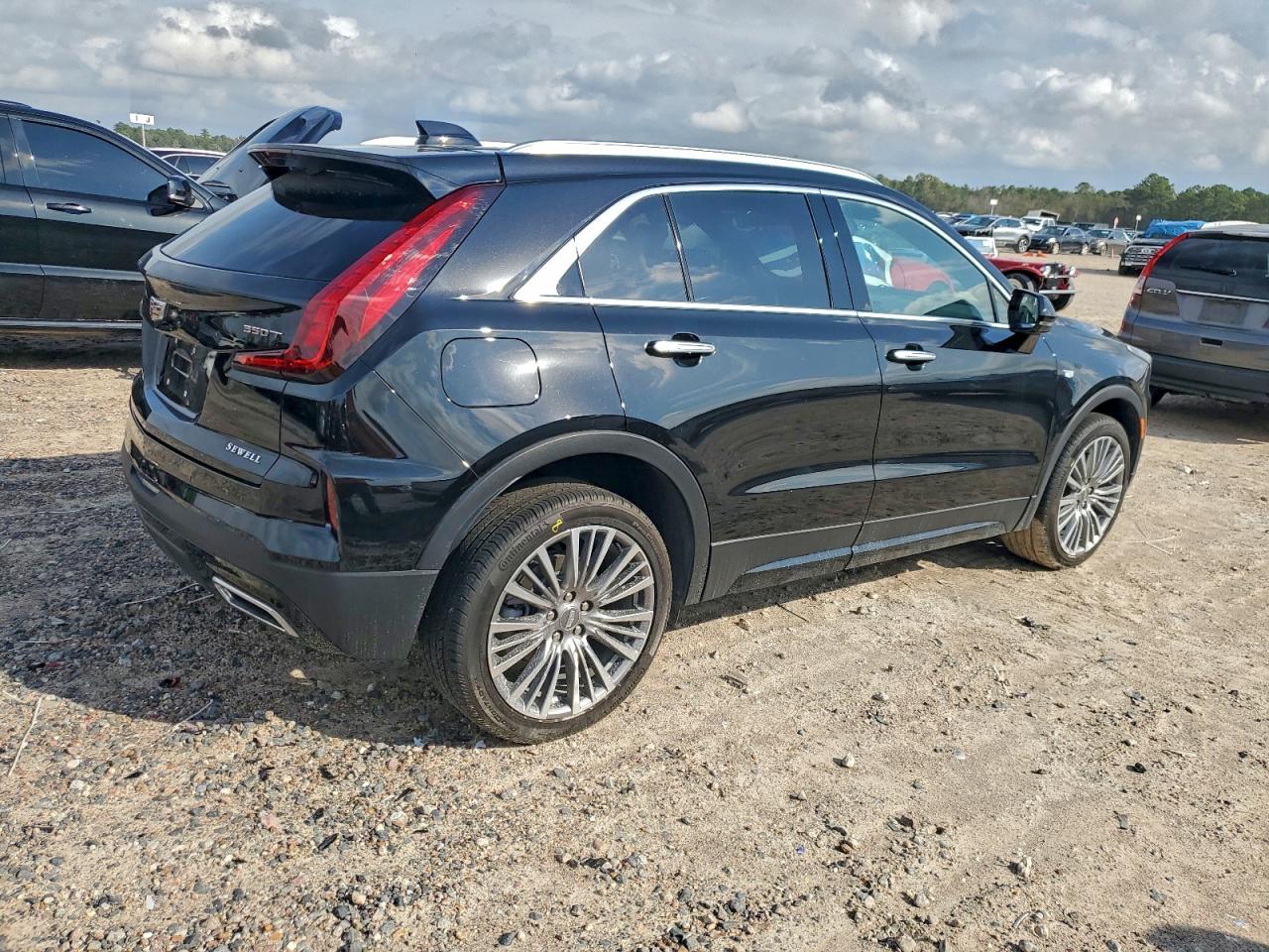 CADILLAC XT4 PREMIUM LUXURY
