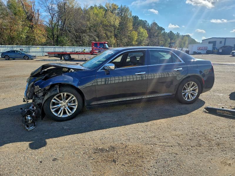 2017 CHRYSLER 300C #3308427293