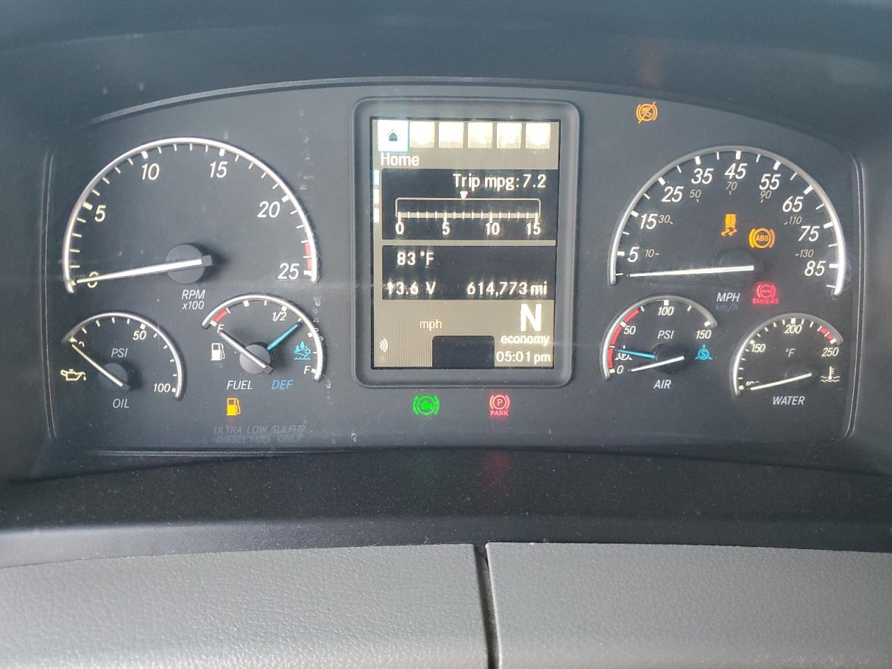 Lot #3293590445 2021 FREIGHTLINER CASCADIA 1