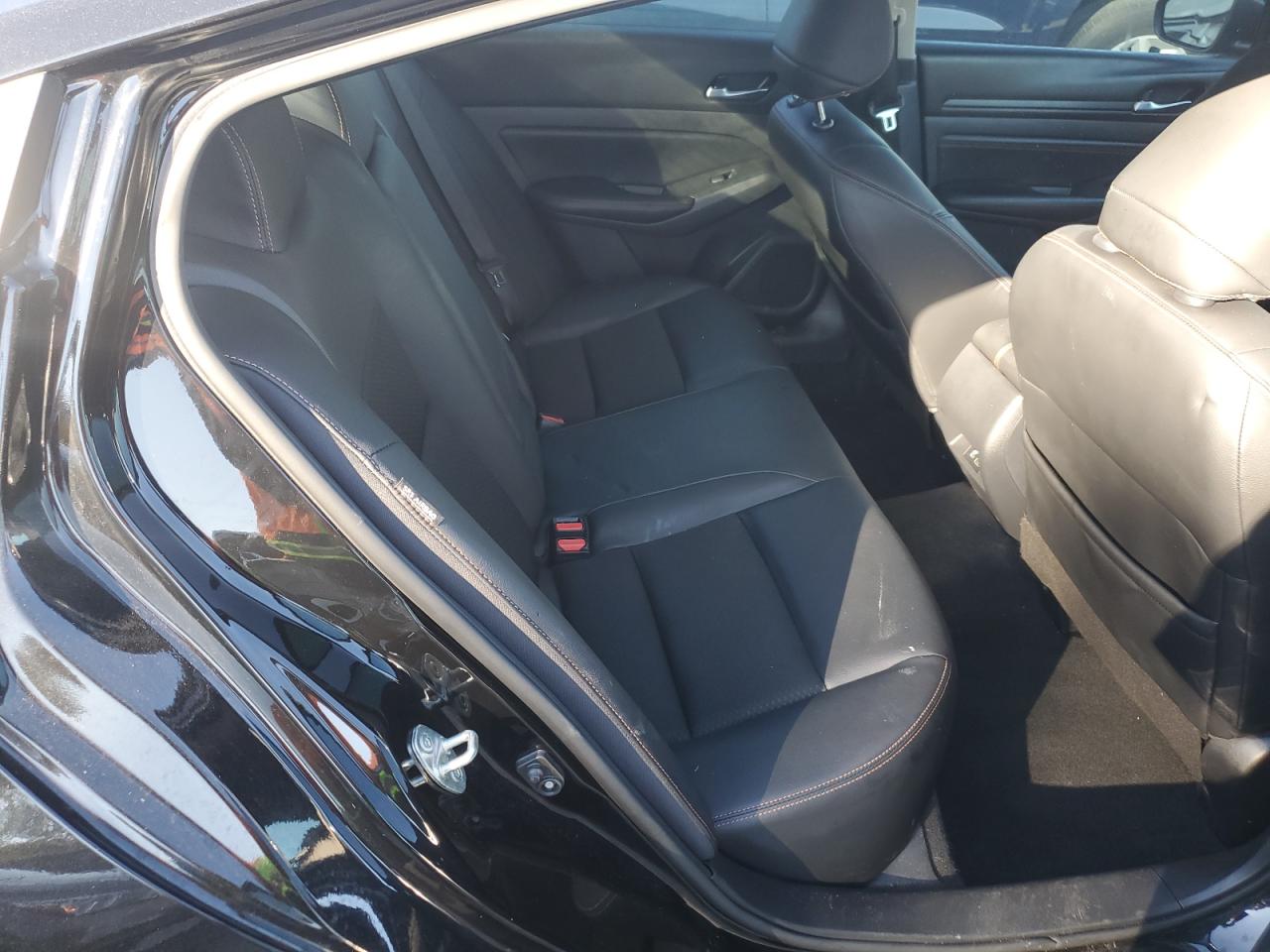 Lot #3302843927 2021 NISSAN ALTIMA SR