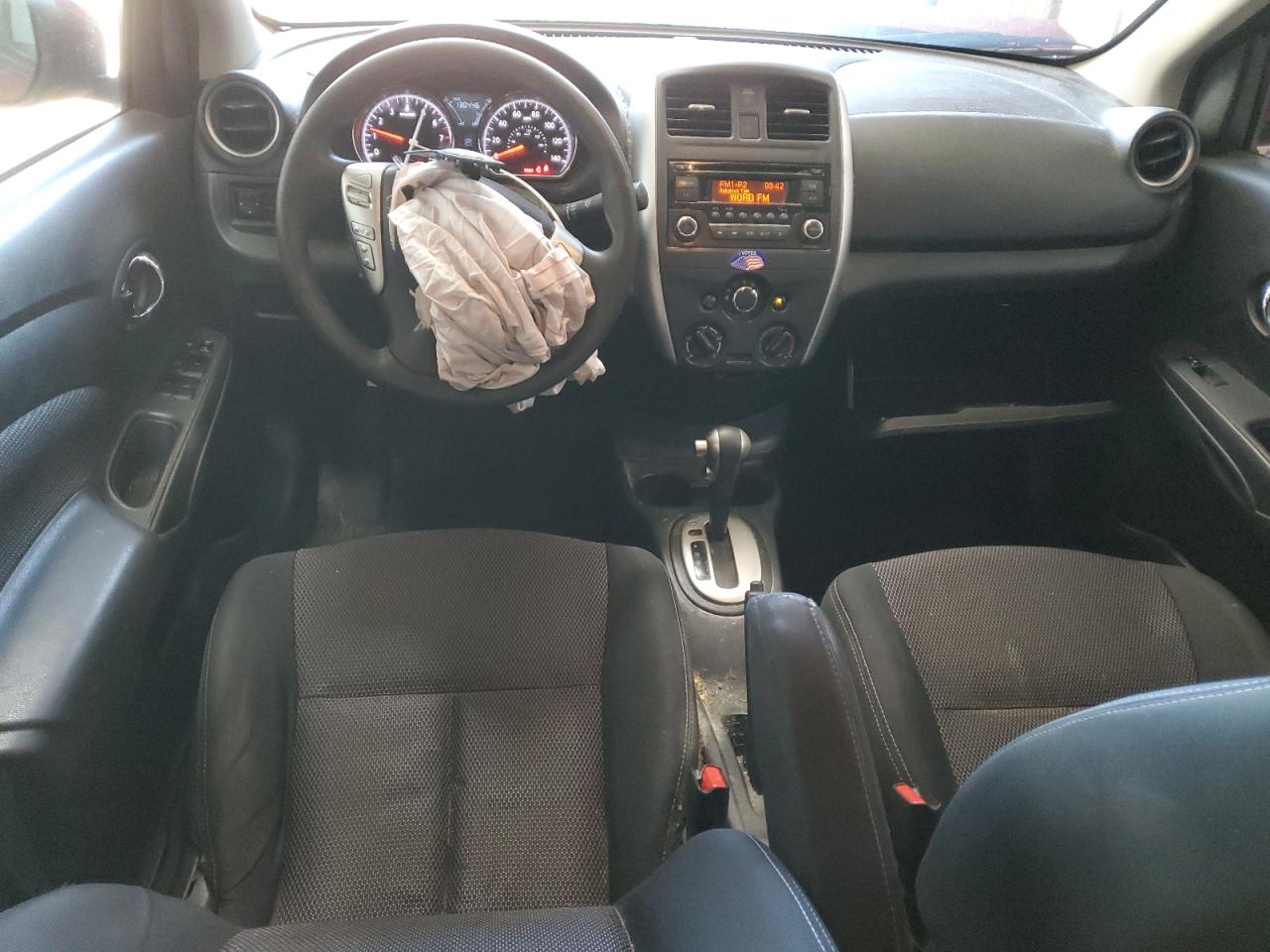 NISSAN VERSA S