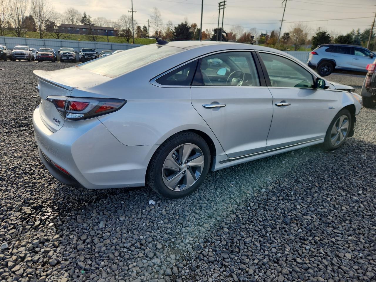 HYUNDAI SONATA HYBRID